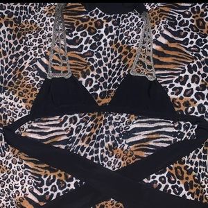 Acacia Black Plumeria Top